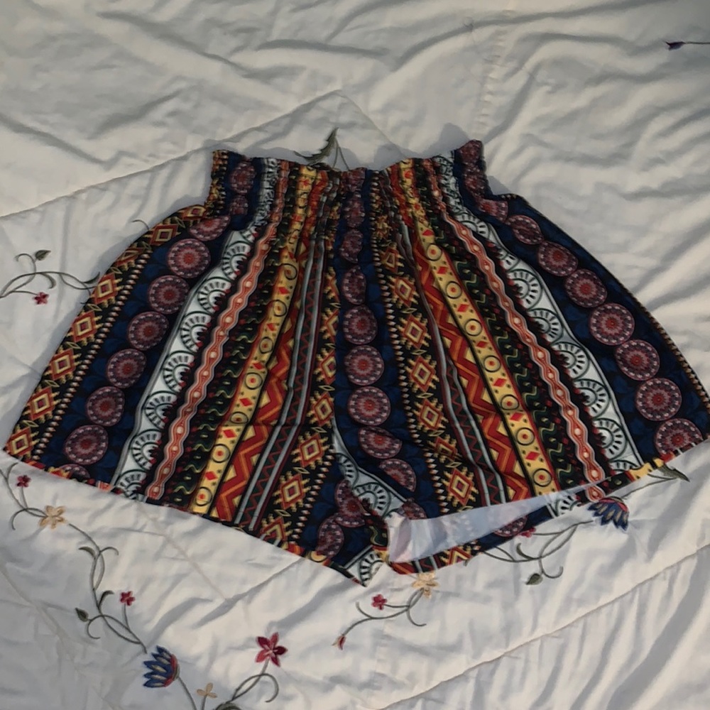 SHEIN Plus Stripped Knot Front Paperbag Shorts Multi- Color